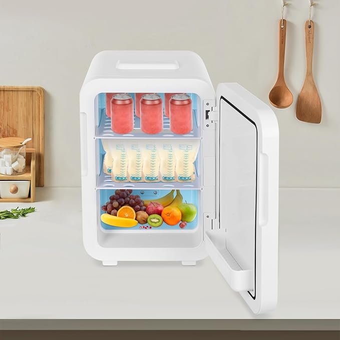 ثلاجات صغيرة